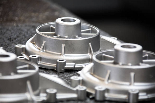 A Comprehensive Guide to Choosing Release Agents for Aluminum Die Casting.jpg